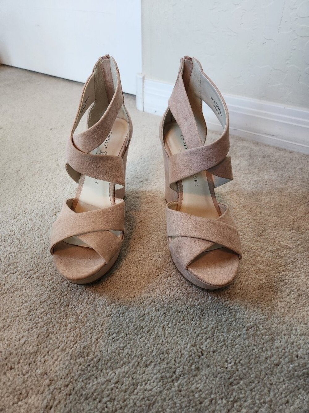 Crushed velvet, pink, strappy, wedges.